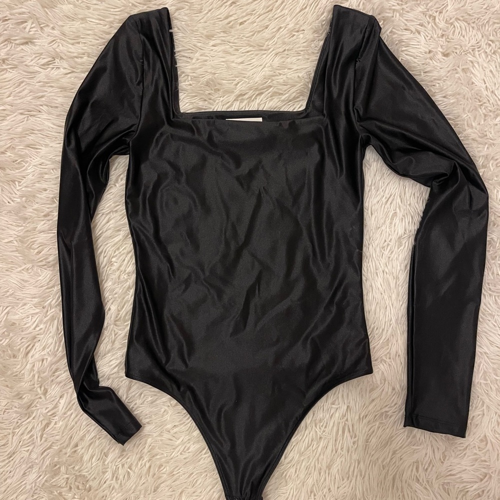 Aritzia contour bodysuit